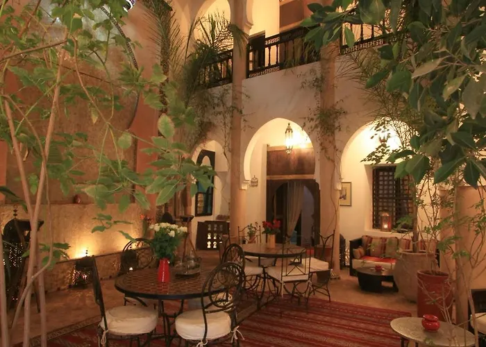 Riad Mur Akush
